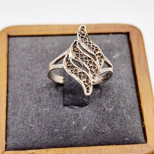 Vintage 925 Sterling Silver Filigree Style Abstract Waves Adjustable Ring